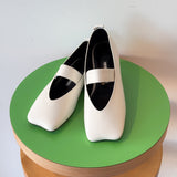 Oojoo Ballerina Flats (White)