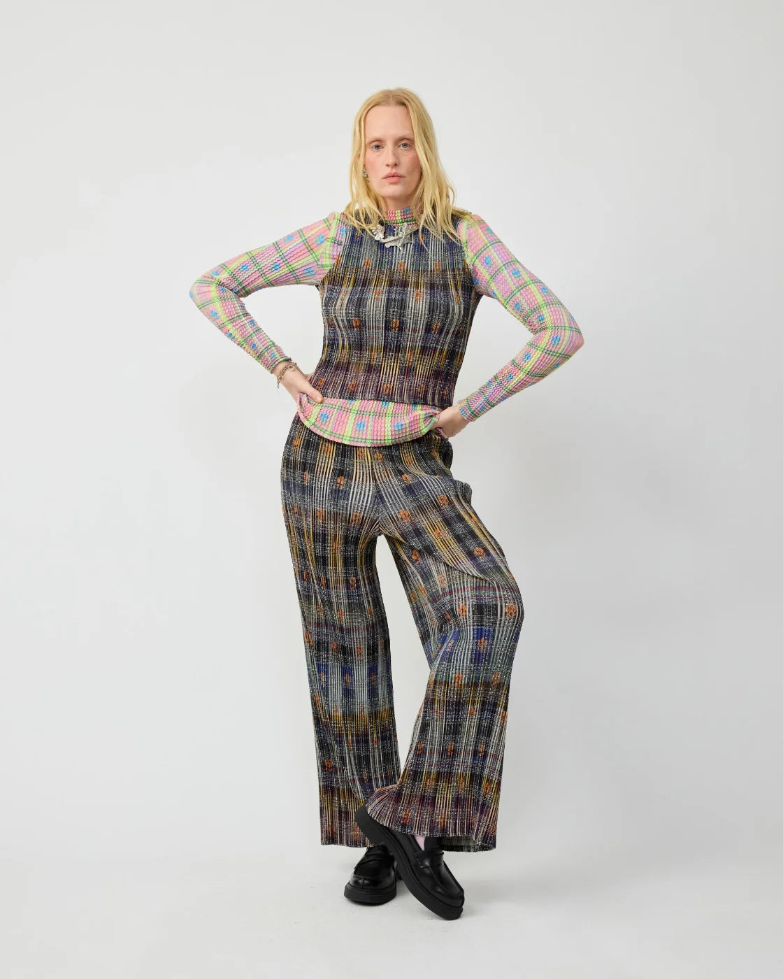 Thelma Pleated Top in Helge