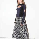 Plaid Peak Skirt (Black Plaid)