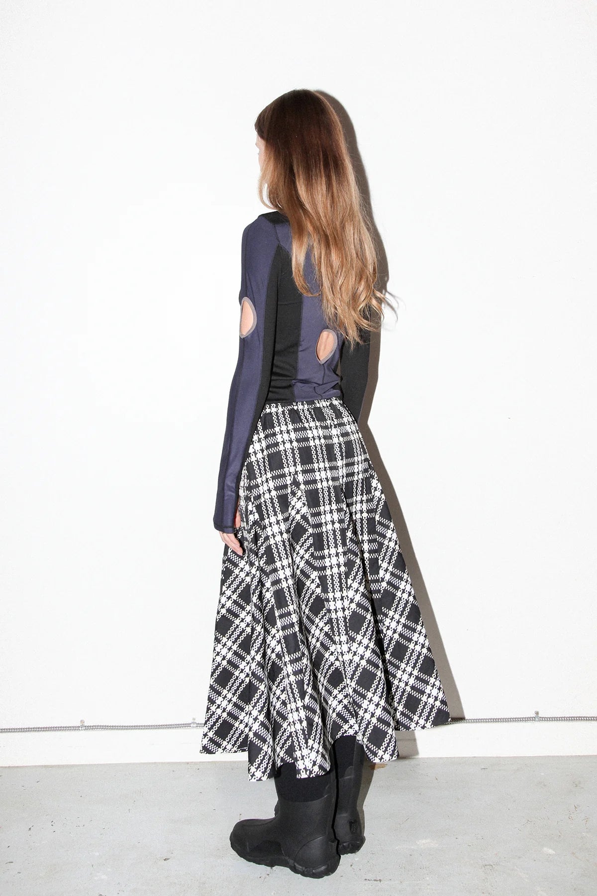 Plaid Peak Skirt (Black Plaid)