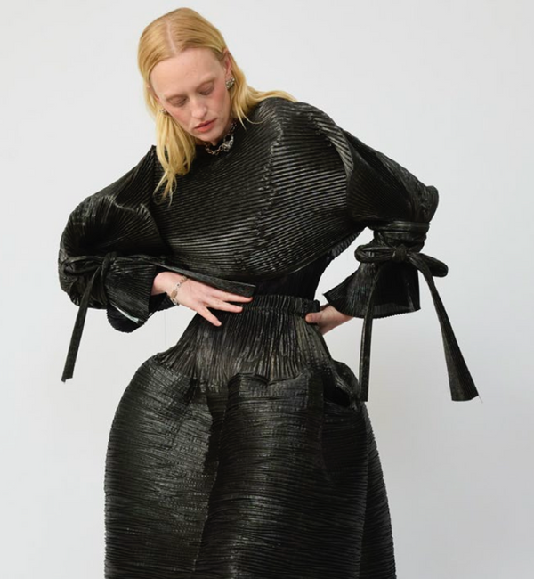 Edgar Pleated Poncho in Moss Metallic