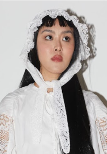 Lace Bonnet (White)
