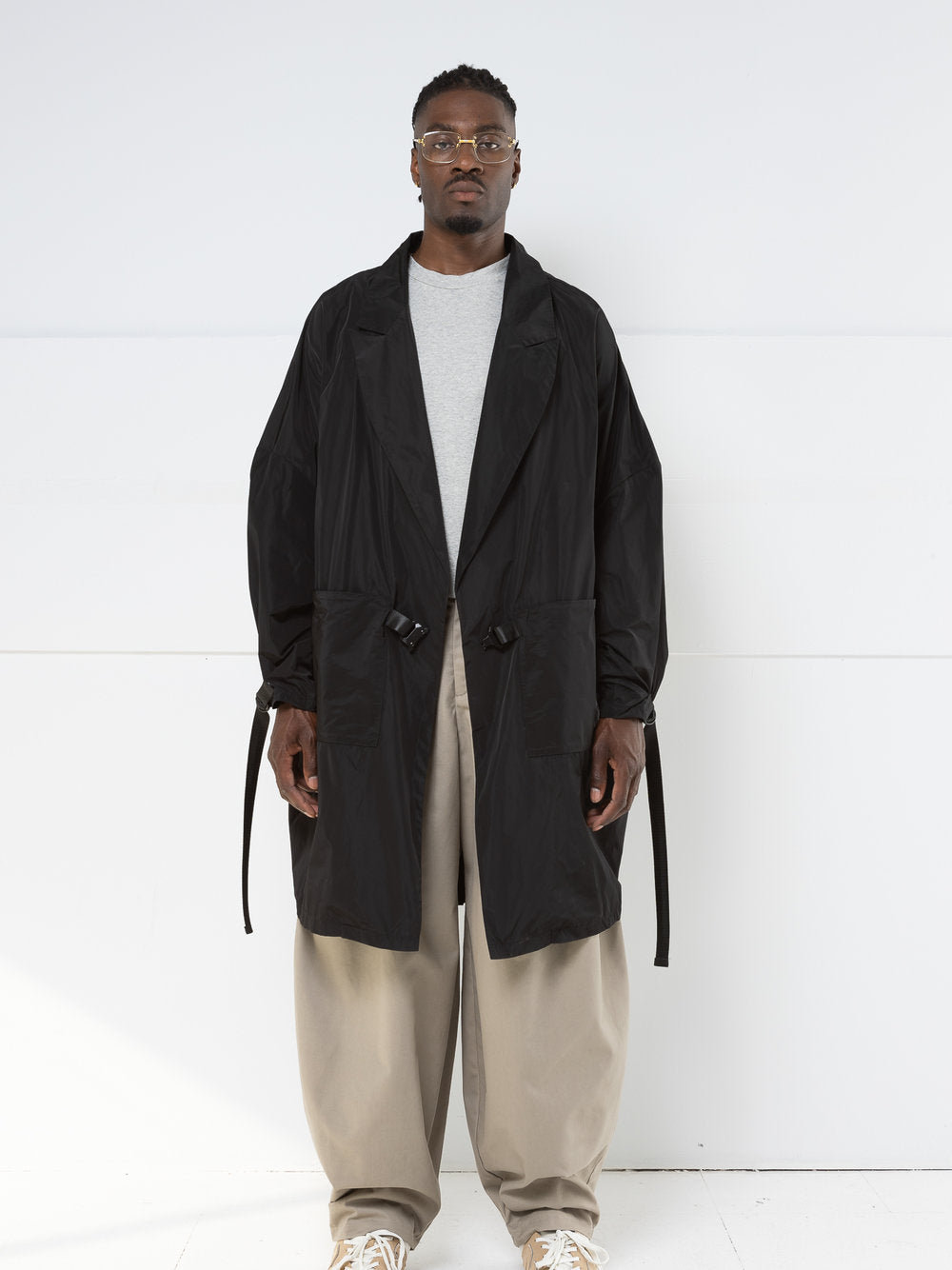 Neo Trench Coat (Black)