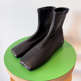 Hira Stretch Ankle Boots (Black)