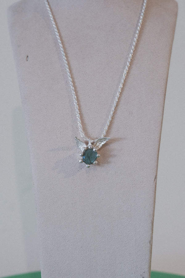 Alas Necklace (Labradorite)