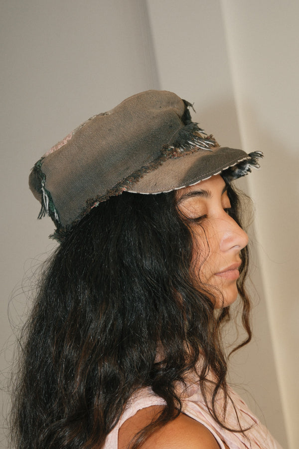 Scruffy Fluffy Painter's Cap