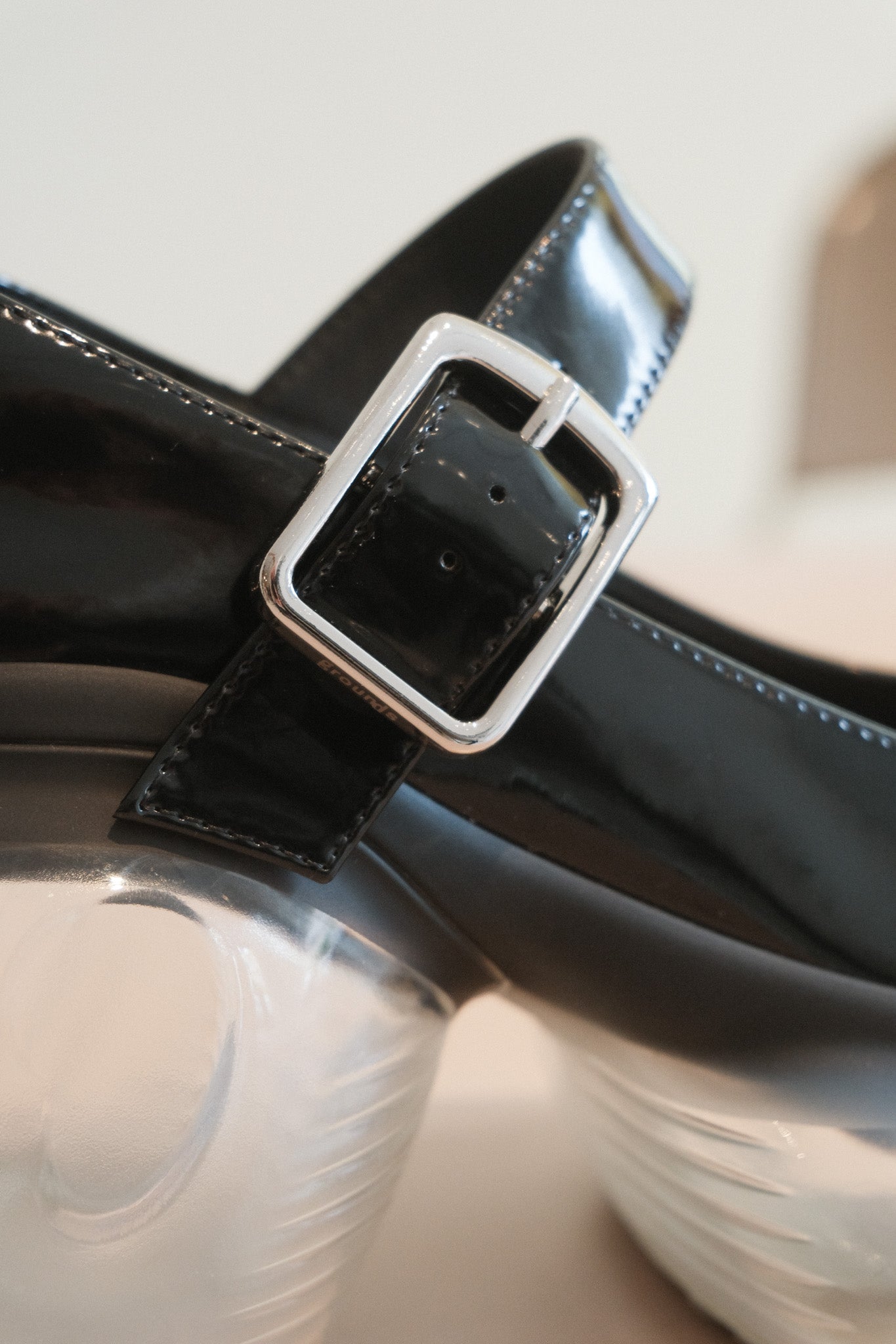 Loopie Lady Mary Jane (Black/Clear)