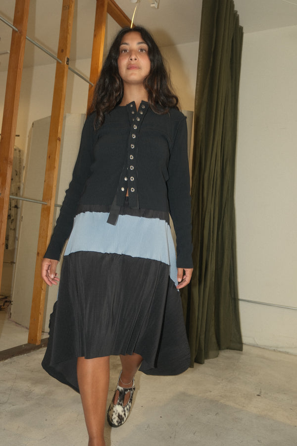 Arch Skirt (Black/Periwinkle)