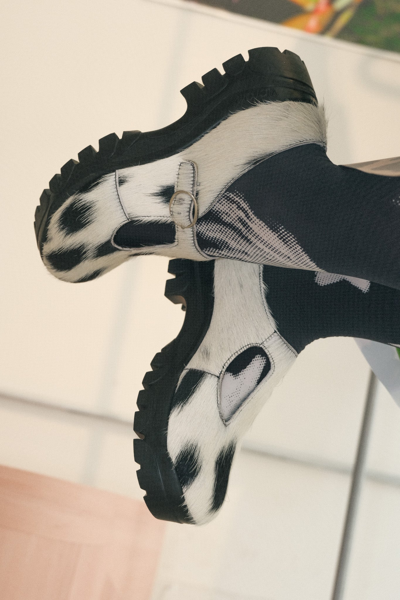 Lenticular T-Bar Mule (Gray Cow)