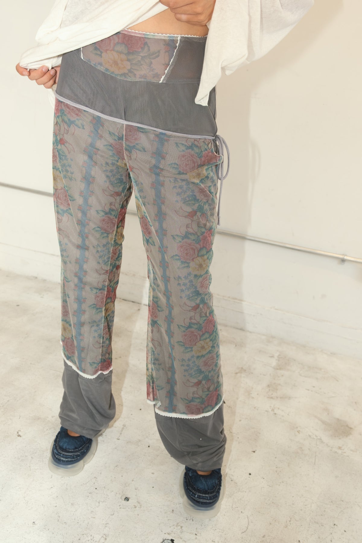 Double Layered Mesh Floral Trousers