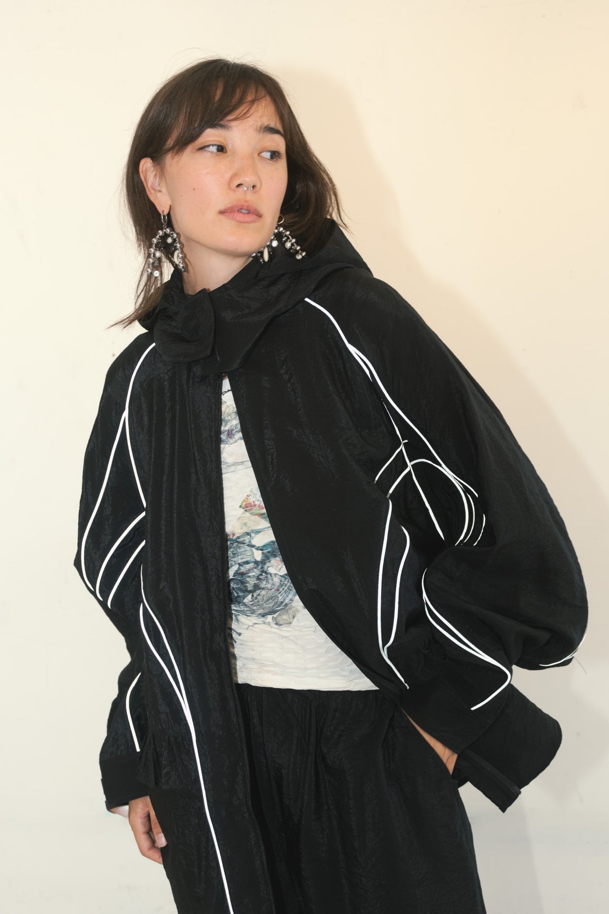 Crescent Jacket (Obsidian)