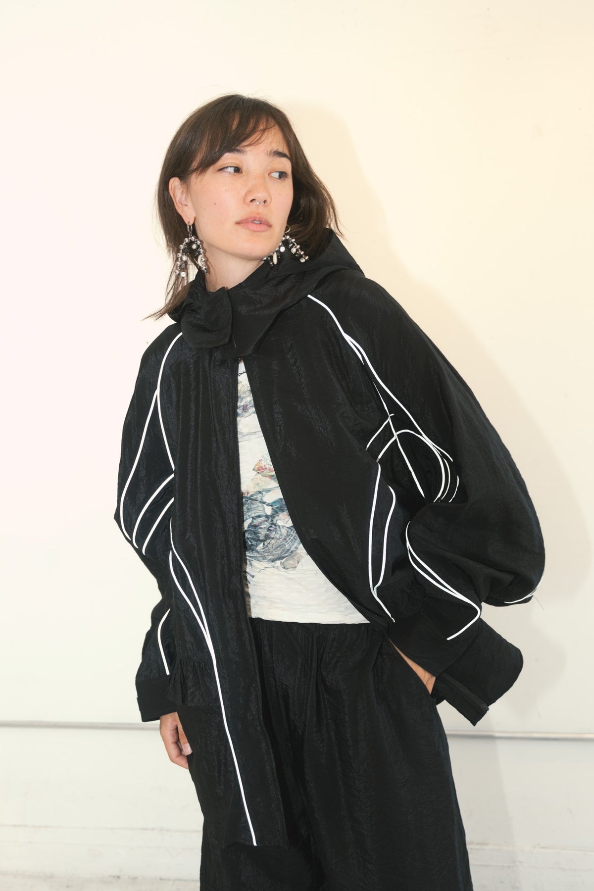 Crescent Jacket (Obsidian)
