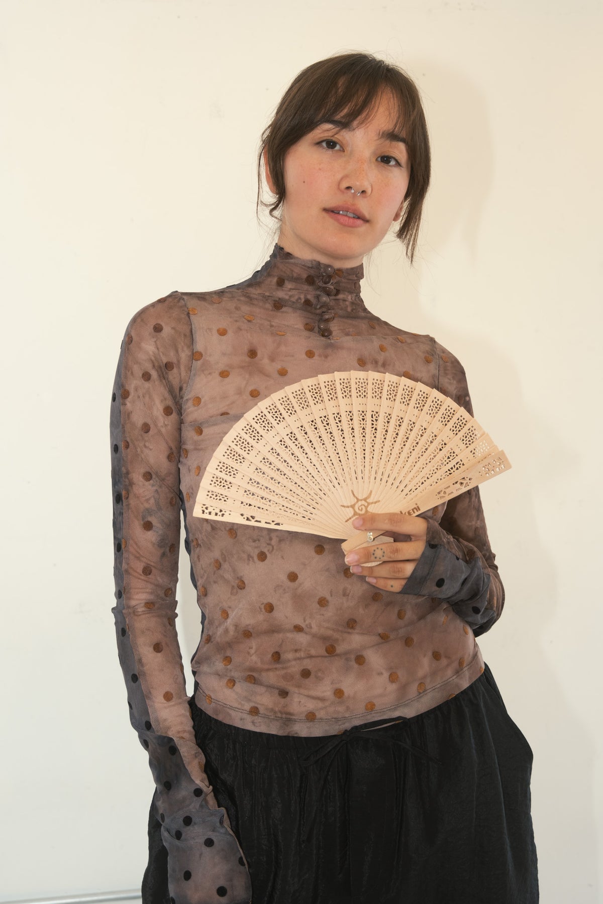 Split Turtleneck (Black/Brown)