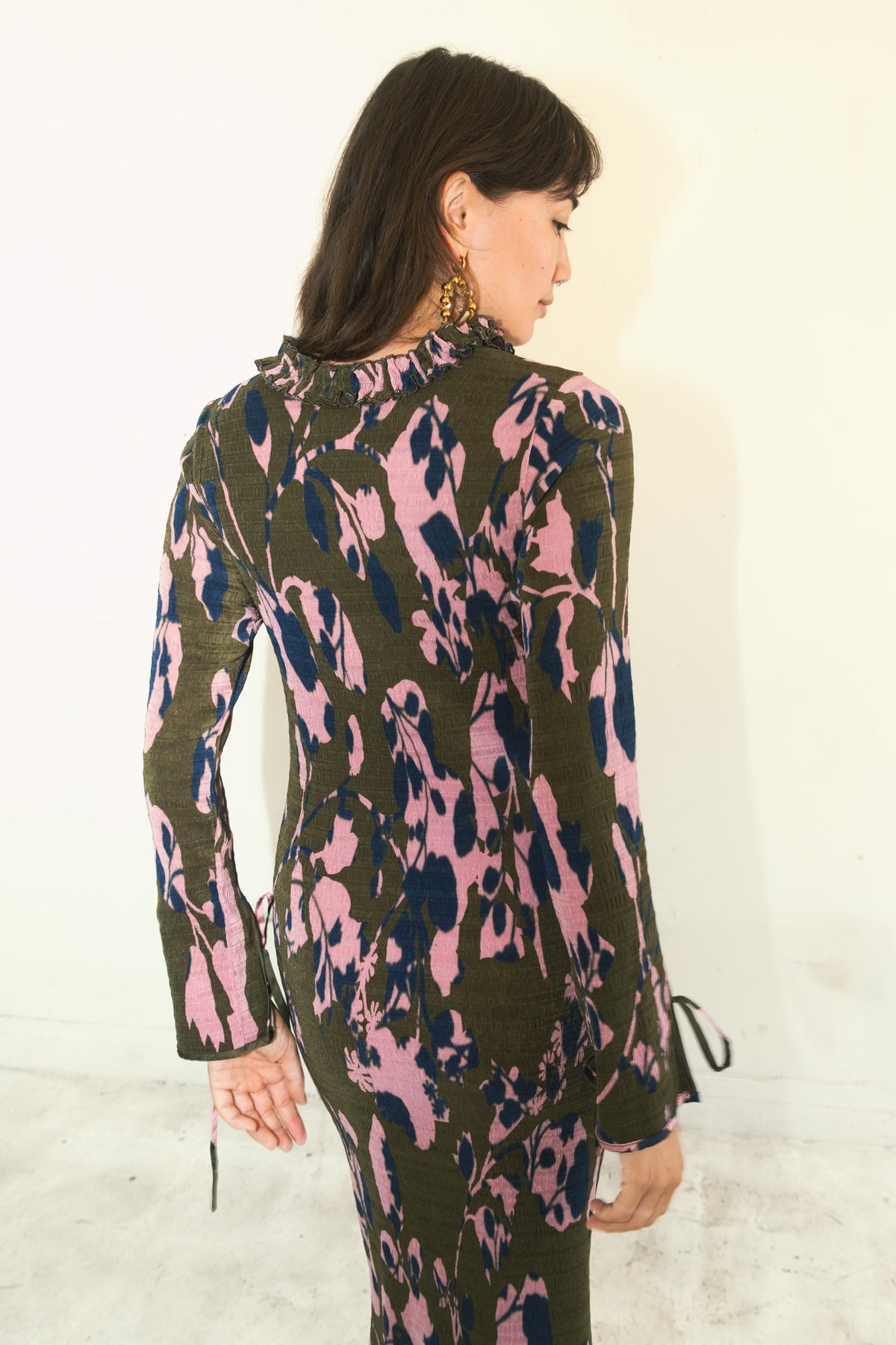 Huxley Smock Pleated Dress in Bruno