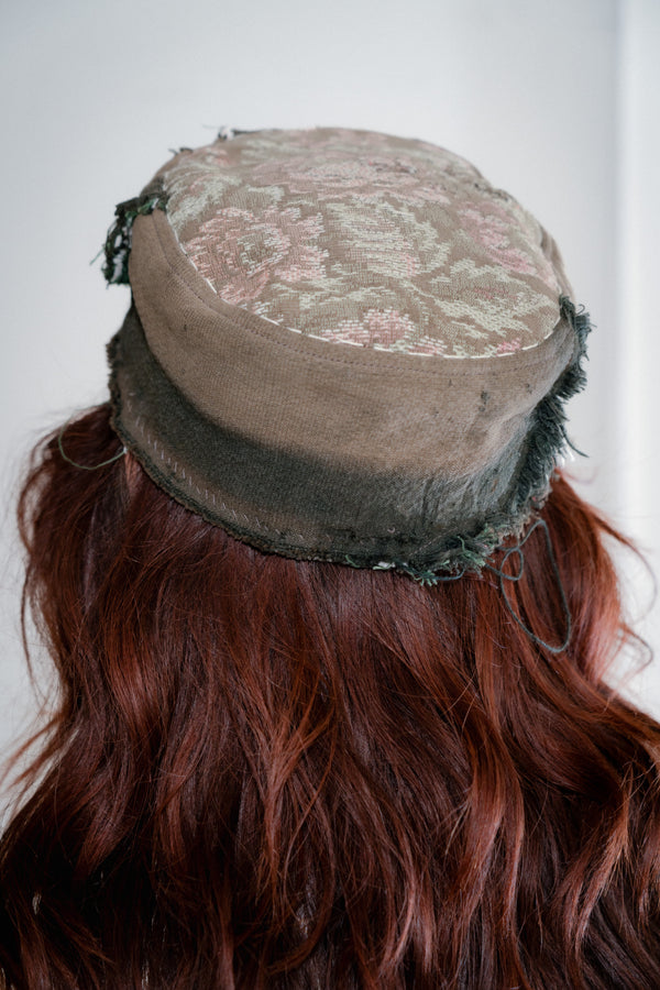 Scruffy Fluffy Painter's Cap