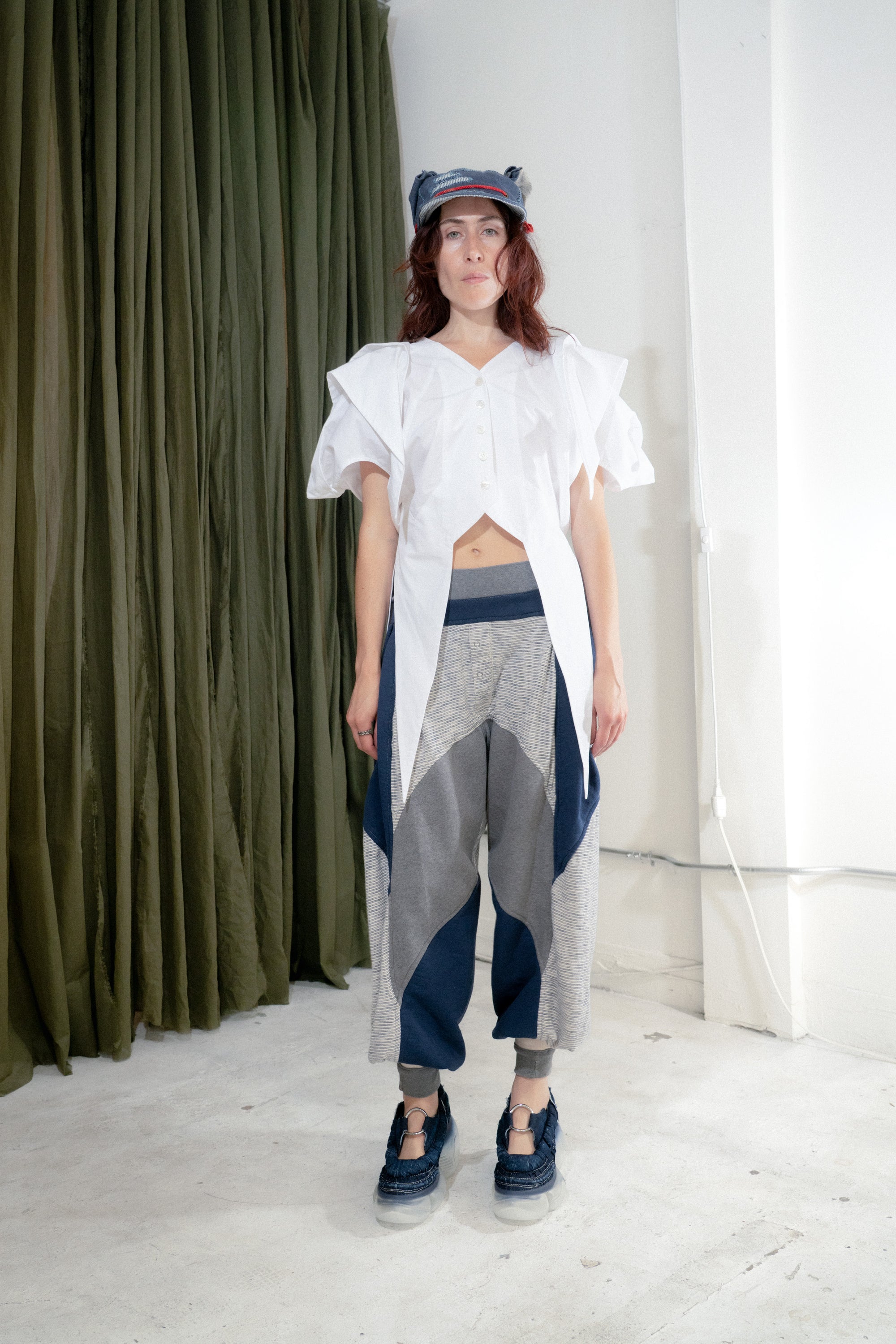 Ivy Shape Top (White)