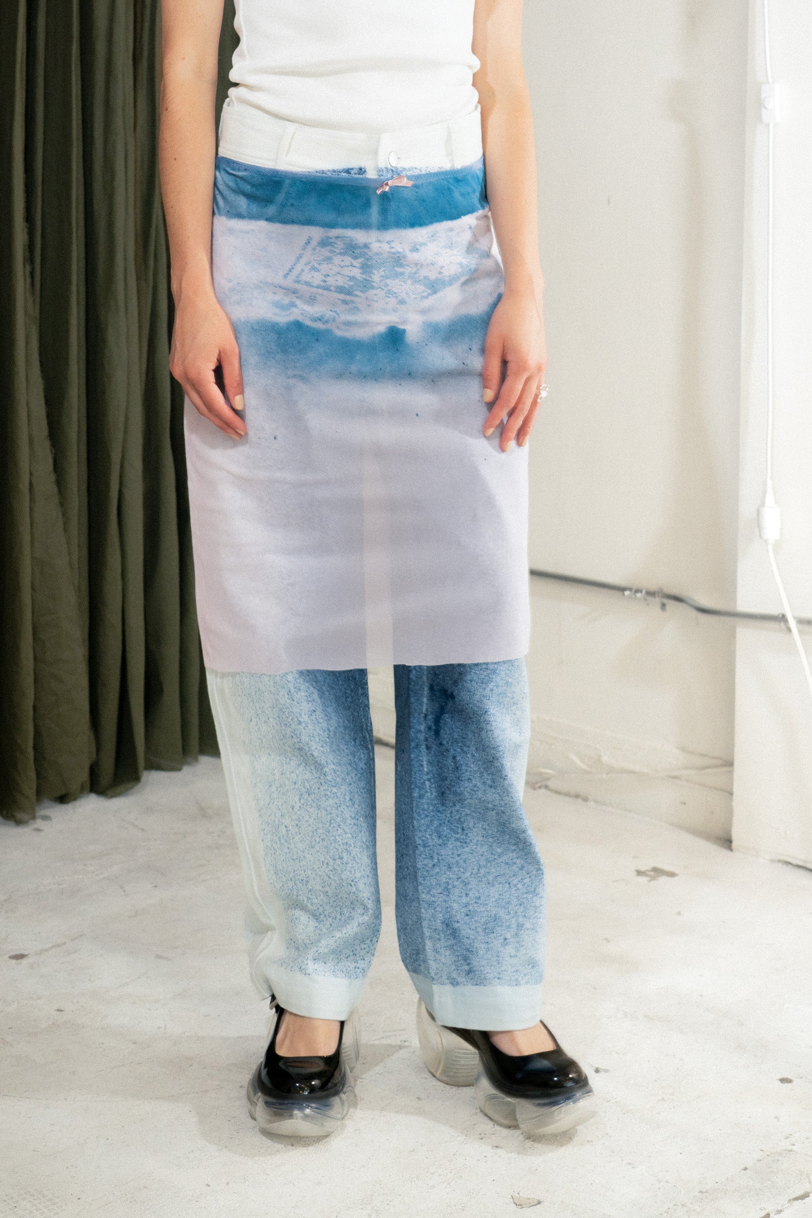 Rotten Skirt (Blue/Pink)