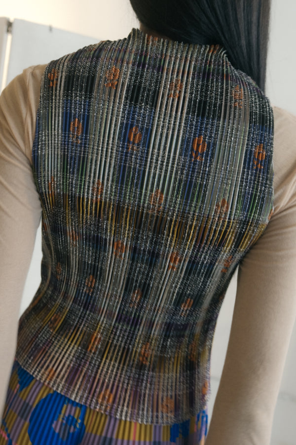 Thelma Pleated Top in Helge