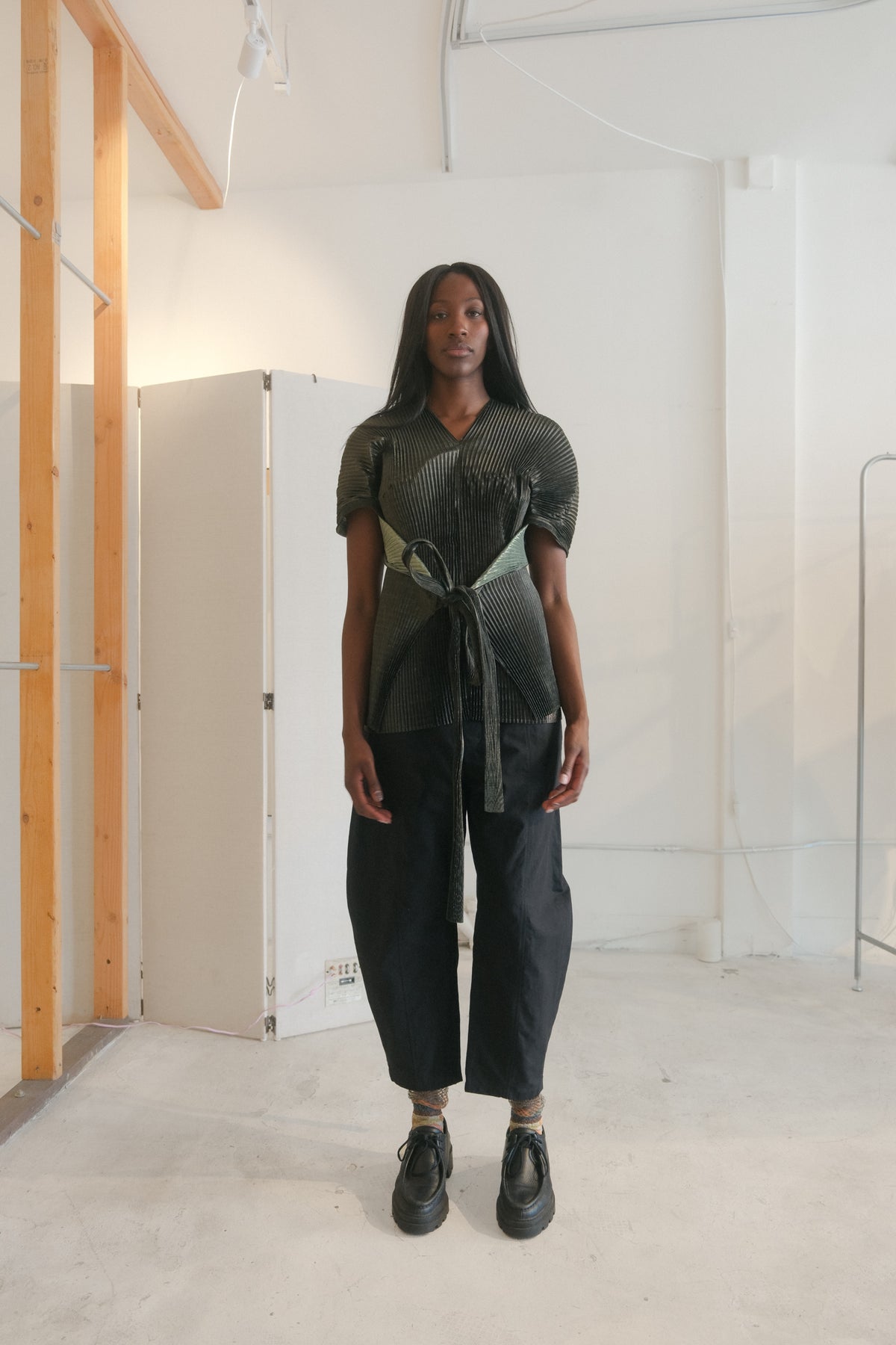 Edgar Pleated Poncho in Moss Metallic