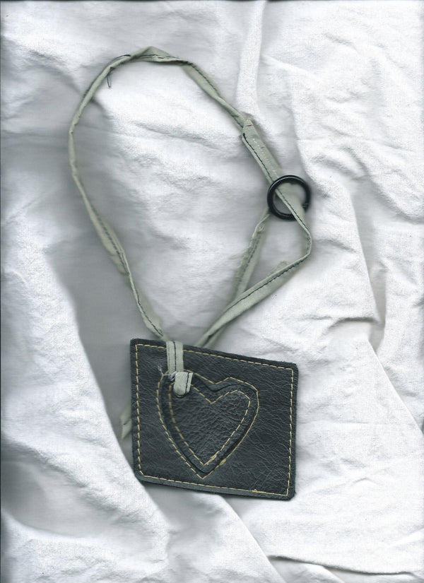 Double Bag Charm (03)
