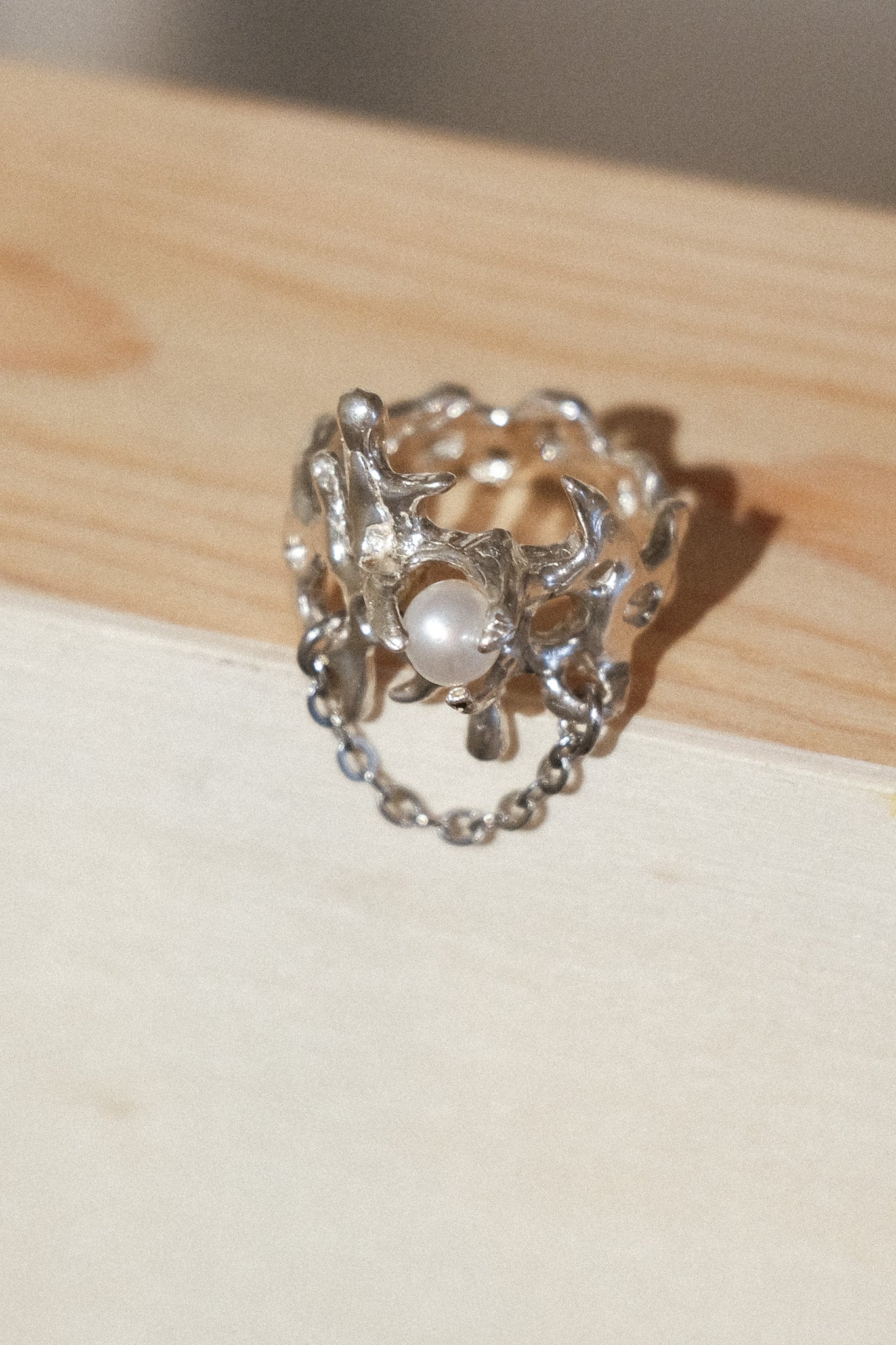 Torrent Chain Ring (Freshwater Pearl)