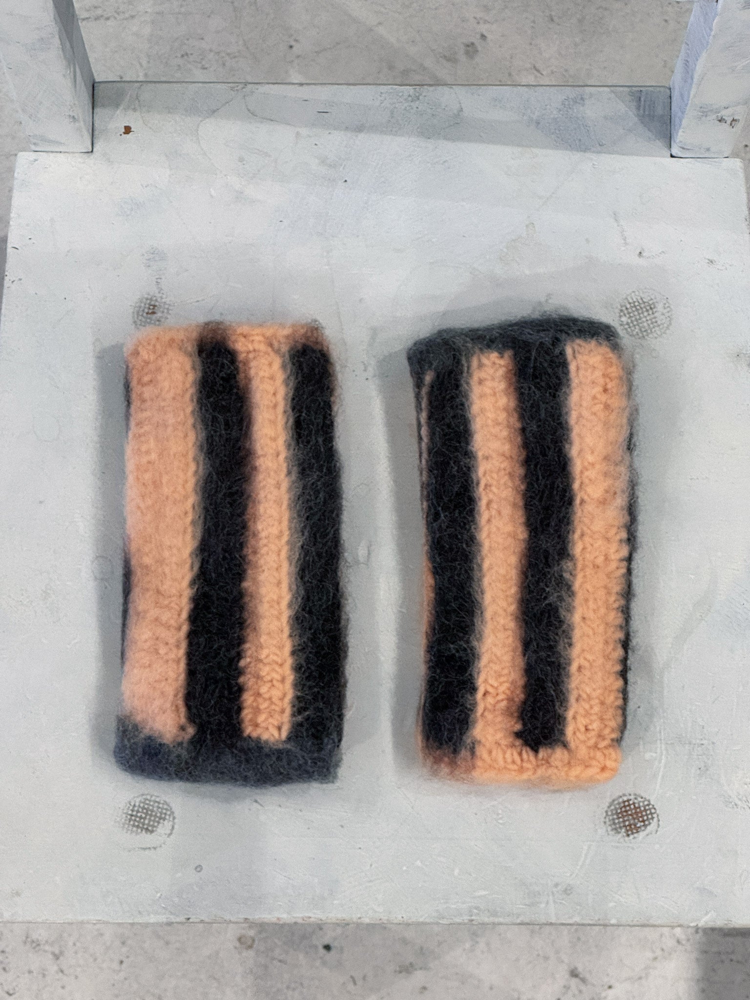 Wool Hand Warmers (Conch)