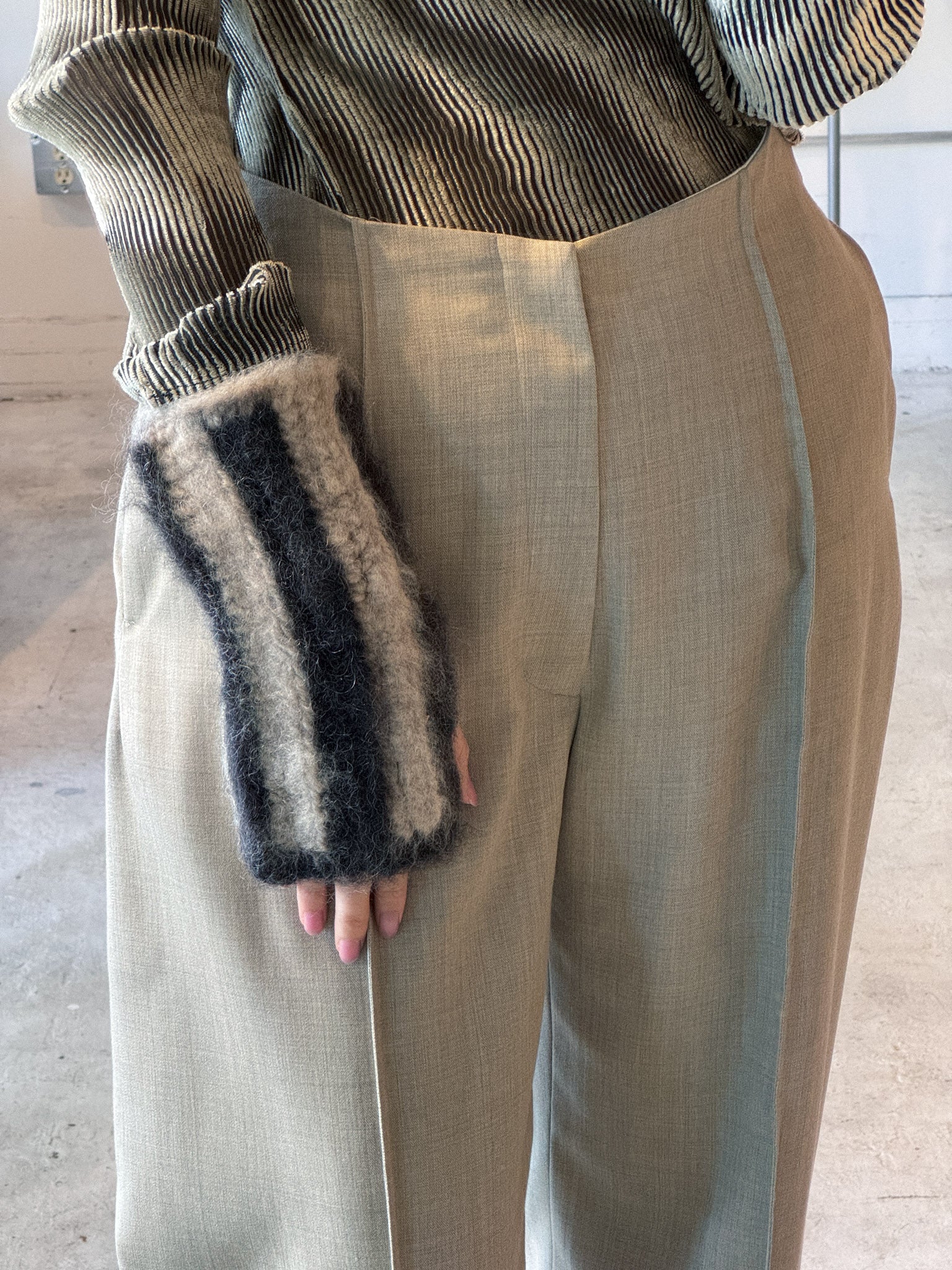 Wool Hand Warmers (Cookies & Creme)