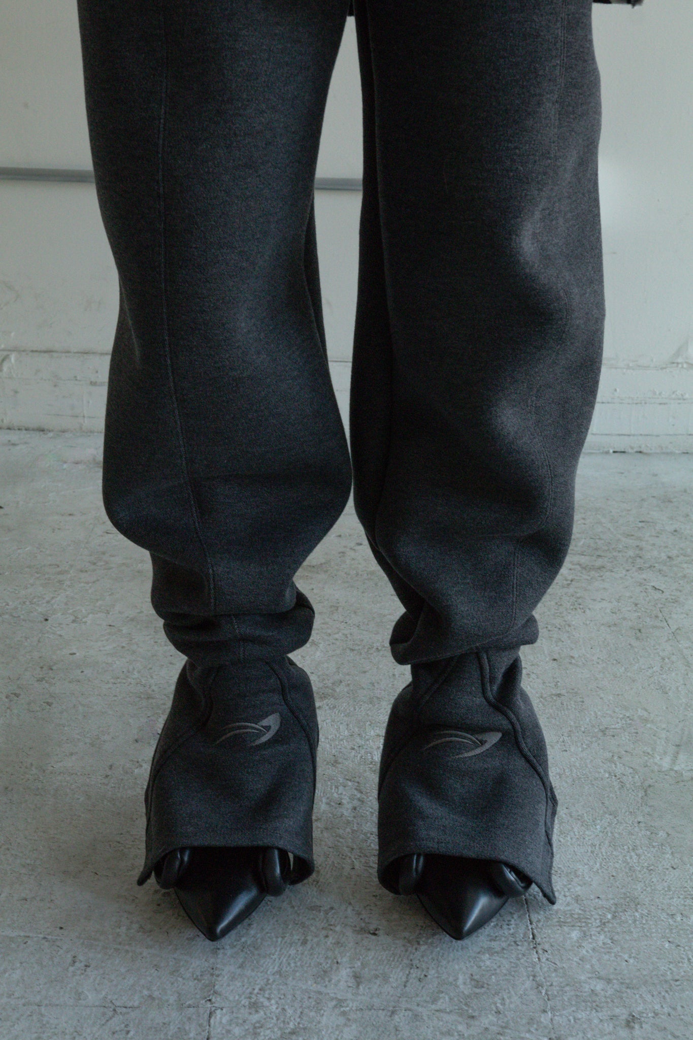 Double Jersey Stirrup Trousers (Grey)