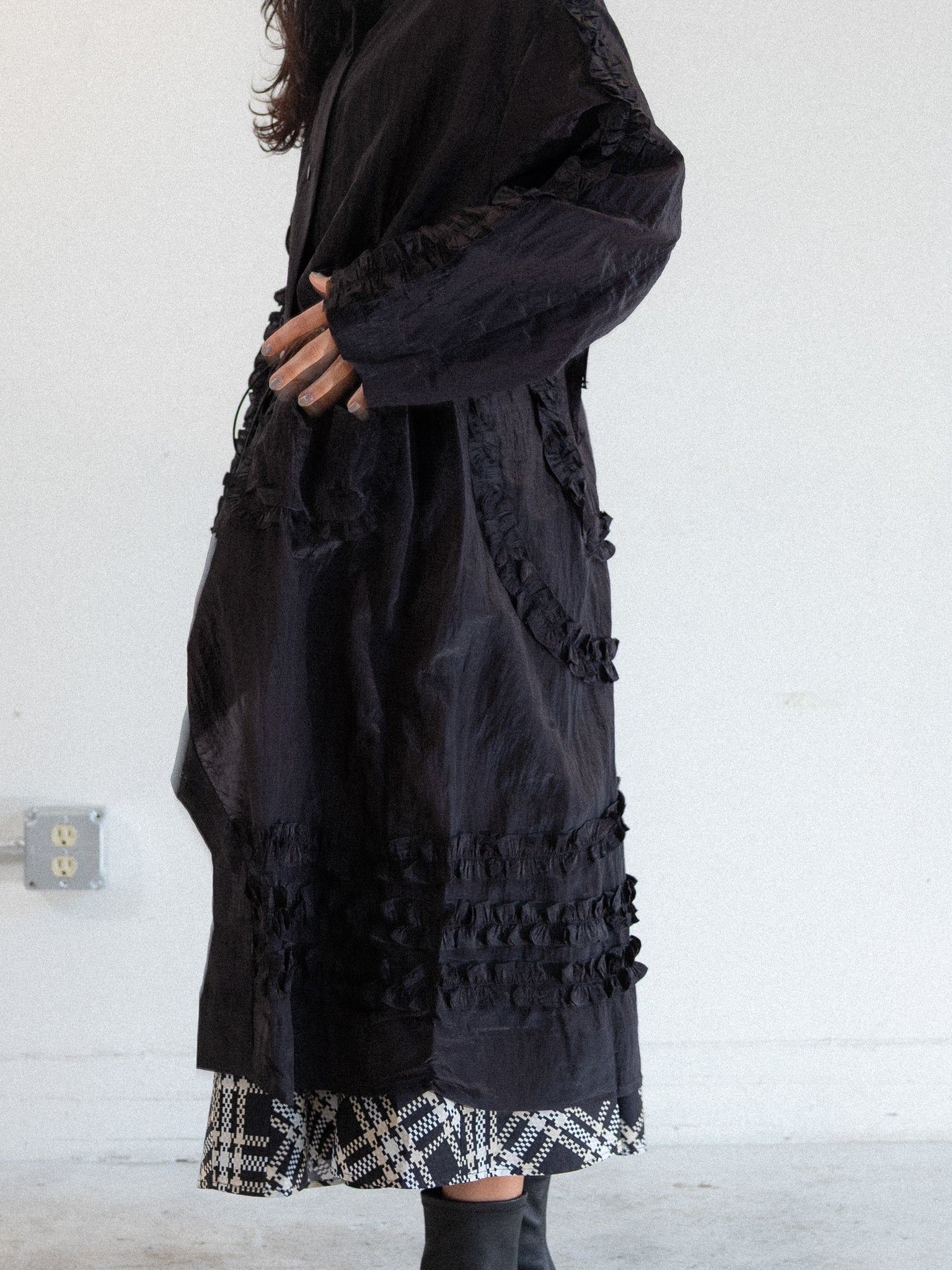 Spiral Windbreaker (Onyx)