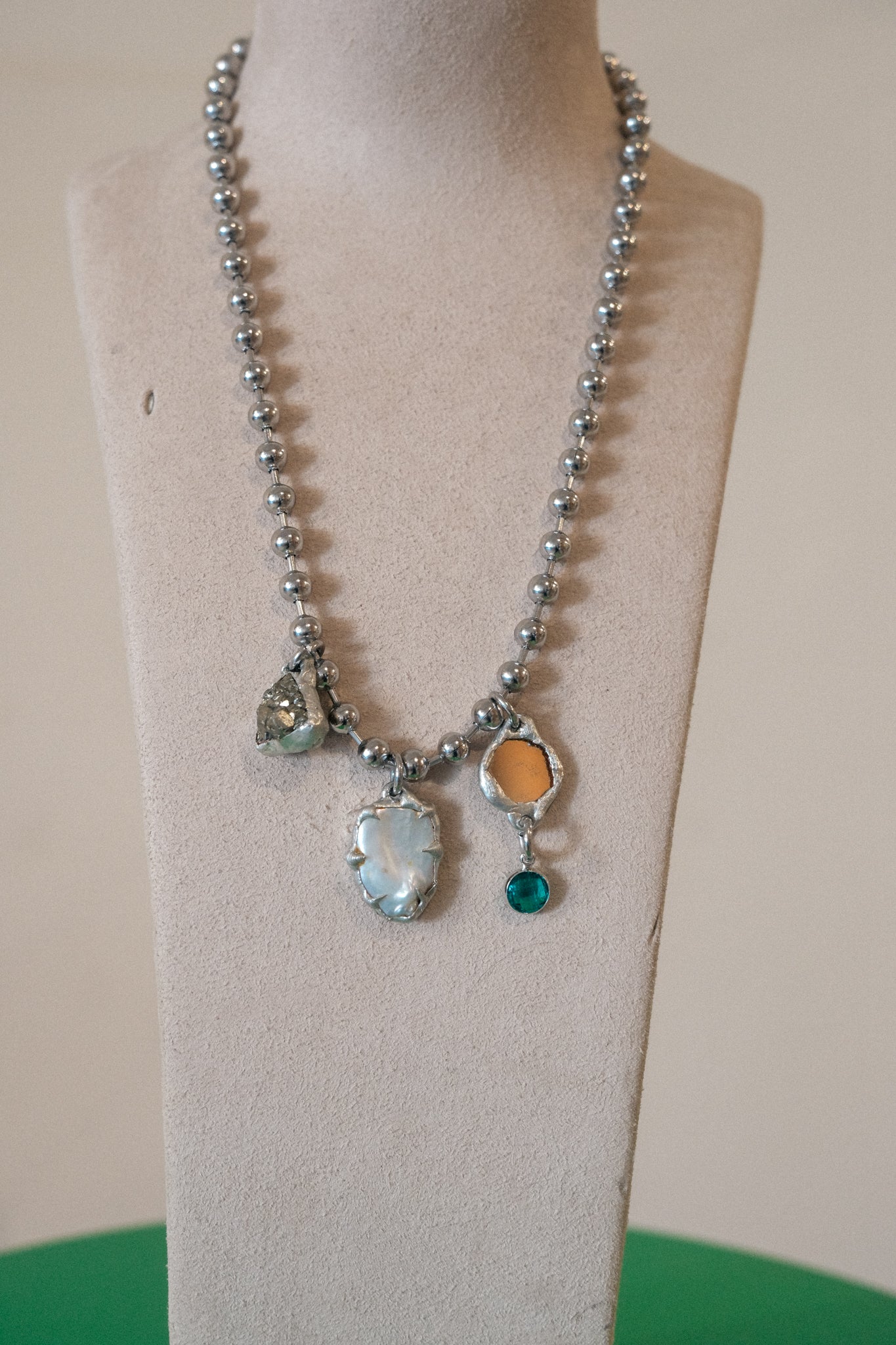 3 Charm Necklace (Freshwater Pearl, Mirror, Pyrite)