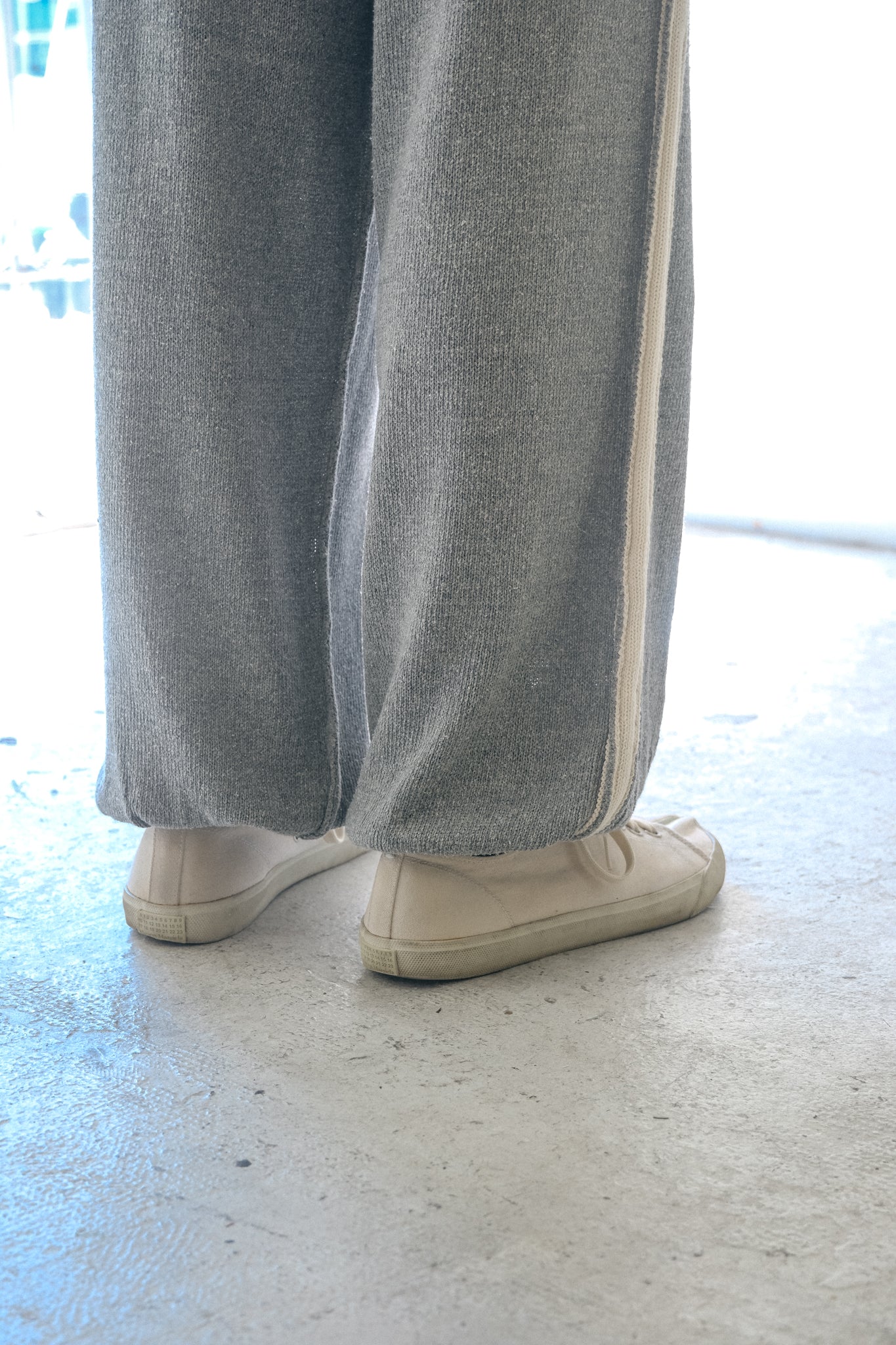 Pavement Knit Silk Trouser (Gray)