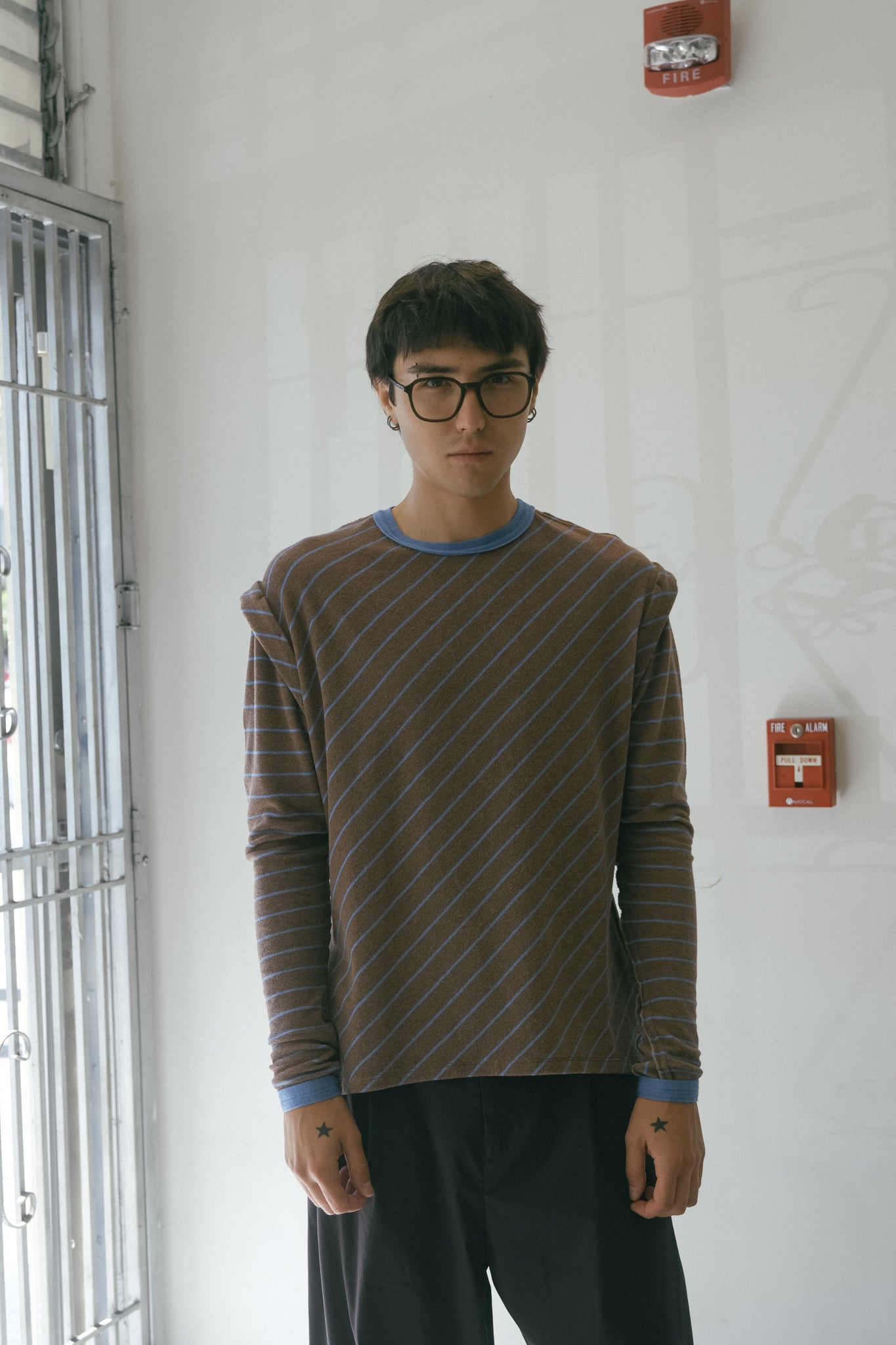 Terry Towel Crew Neck LS Shirt 
(Brown/Blue Stripe)