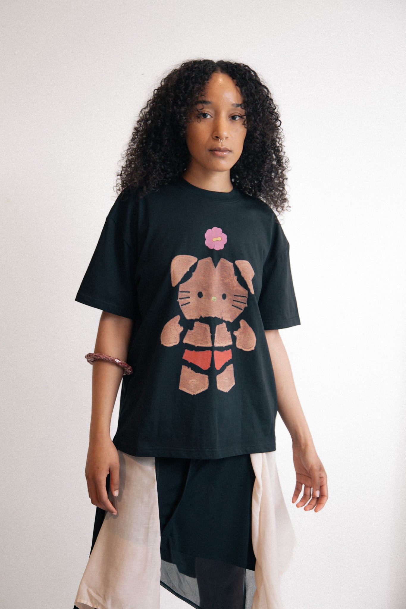 Dismantle Hello Kitty (Black)