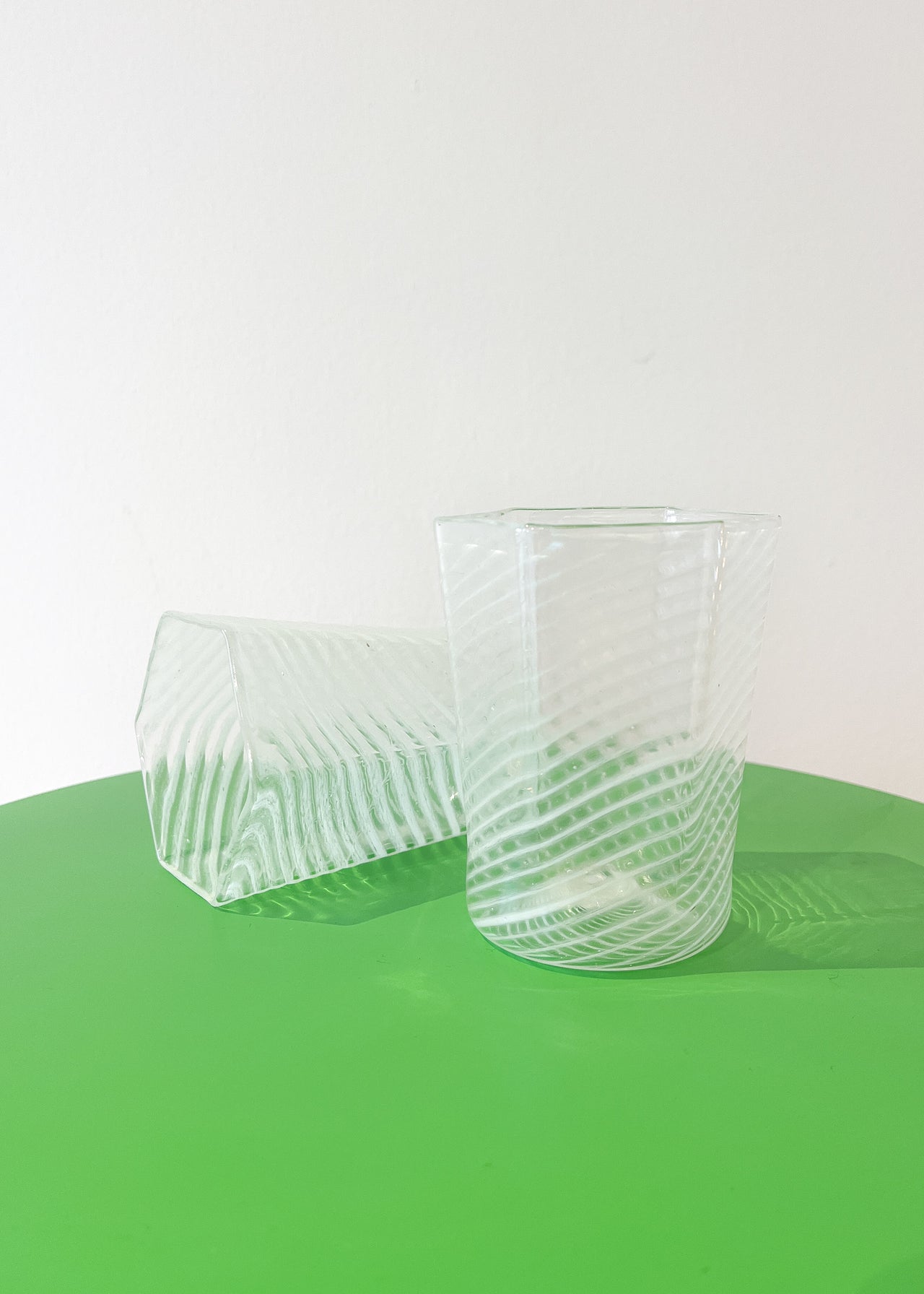 Hex Swirl Glass Cup (White)